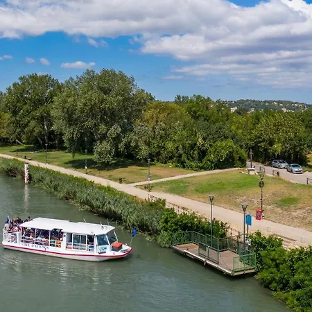 Du Pont D'avignon Avignon